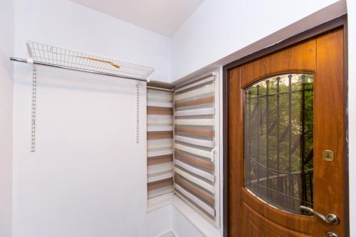 Sova Apartment Str Gnatyuka 18