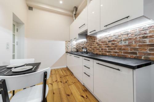 Apartamento Inshiapartment On Teodora Square