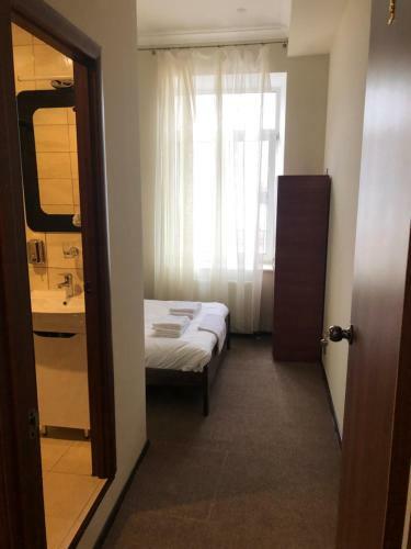 El Mundo Apartments