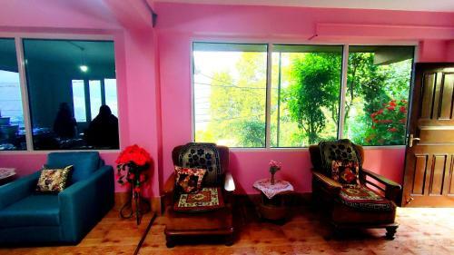Silver Peak Homestay