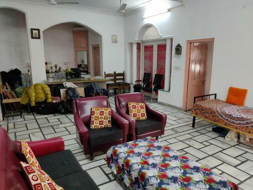 Hostal House No. 87
