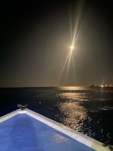 Maldives : Bateau D�couverte Des Atolls