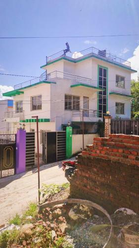 Lodge Kushwaha