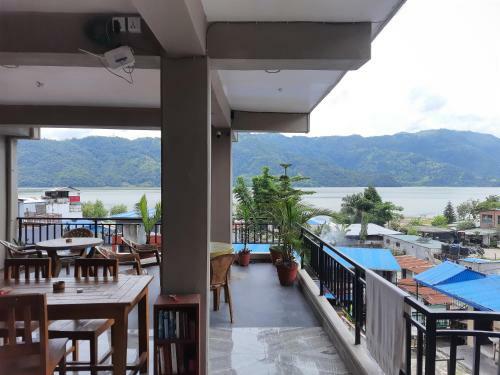 Hotel The Eagle Zone