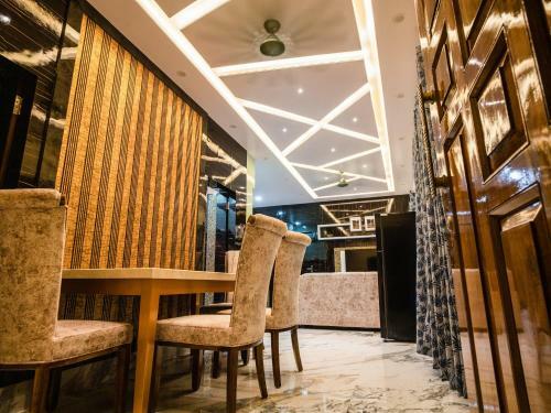 Hostal Oasis Inn