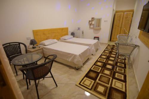 Hostal ?????? ????? ??????? ? ????? Al Sukun For Guest Houses & Chalet