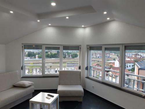 Apartamento Derventa Centar Stan Na Dan