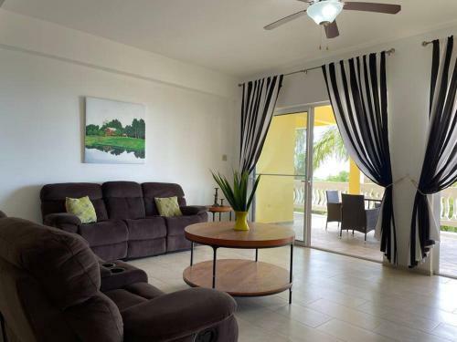Spring Garden Mobay Resort Luxurious Apartments