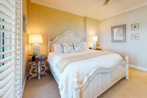 Hotel Regency Isle 305