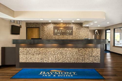 Hotel Baymont Inn & Suites Warrenton