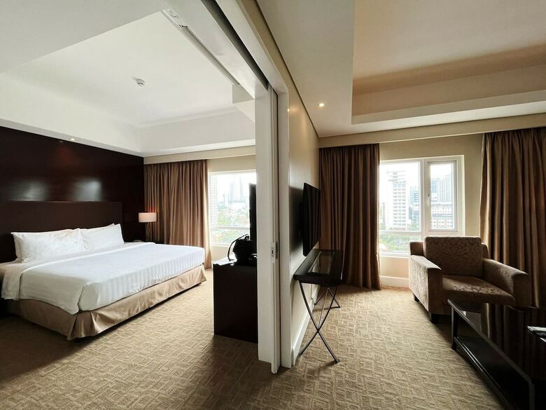 Harolds Hotel