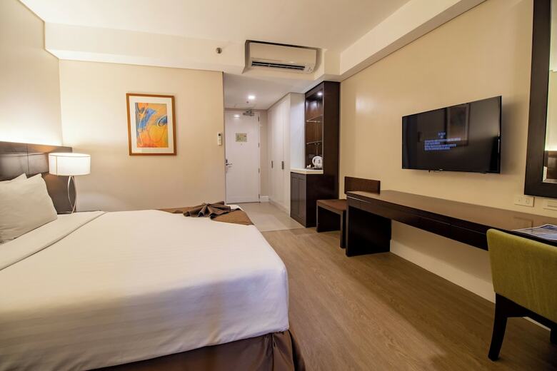 Harolds Hotel