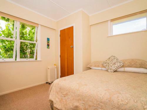 Wai Whare - Beachfront Kuaotunu