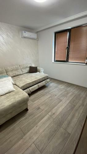Three Rooms Apartment Next To The Sea