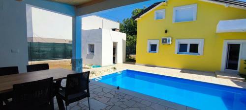 My Home Bunica