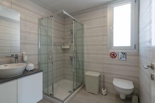 Apartamento Harmonia 2-br Apt In Livadia + Pool