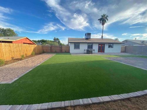 Cubs Corner - 4 Bed 2 Bath Retreat.