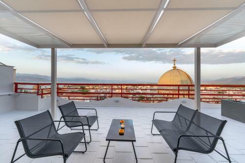 John's City Central Roof Apartment -panoramic View