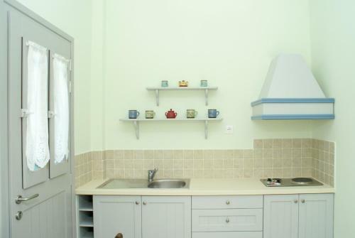Armonia Sifnos Apartments