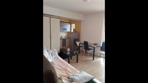Hostal Room In Studio - Nice Look In Old Town