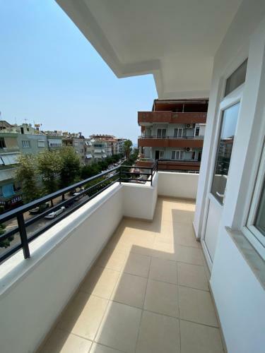 Kadeer Hotel
