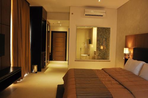 Pearl Beach Hotel