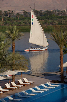 Hotel Hilton Luxor Resort & Spa