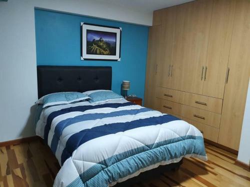 Hermoso Apartamento Amoblado En Cusco De 105 Mts.
