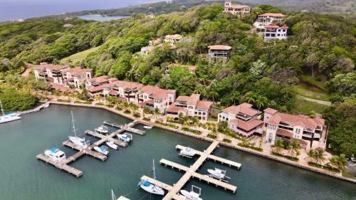 Villa Casa Sirena At Parrot Tree Plantation