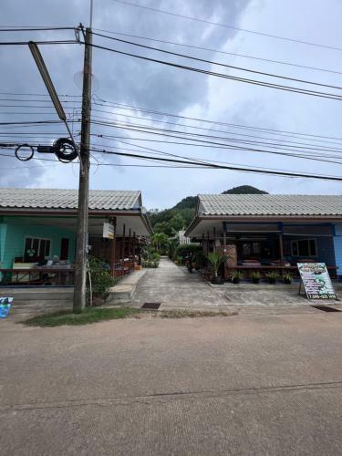 Pyramid Bungalow