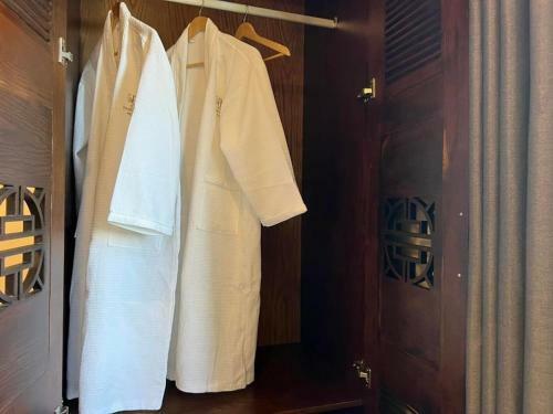 Ph?m H� Ph??ng Ti?n Th�nh Hotel