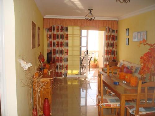 Apartamentos La Avenida Playa La Arena