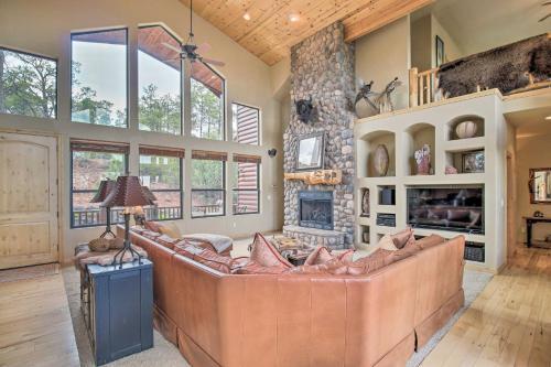 Torreon Crows Nest Mtn Home With Majestic Views