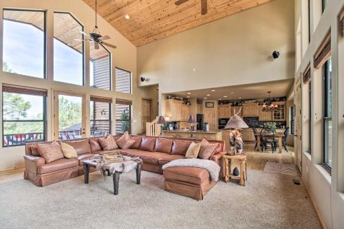 Torreon Crows Nest Mtn Home With Majestic Views