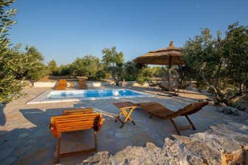 Villa Eco Stone House Santa Maria With Pool