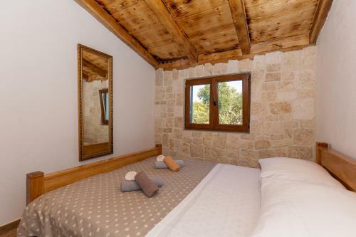 Villa Eco Stone House Santa Maria With Pool