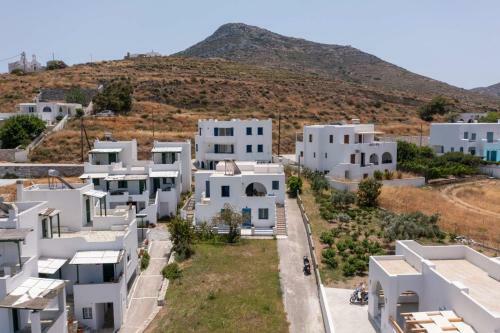 Light Blue Life - 2 Bedroom Vacation Home Eggares