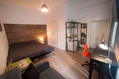 Ultra Central Bohemian Apartment 2