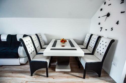 Apartments Ivanovic