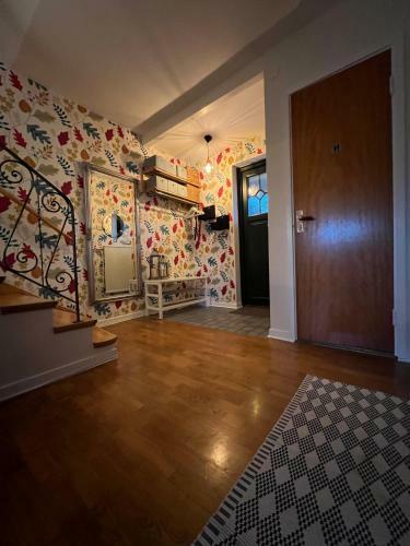 Villa The Yellow Townhouse