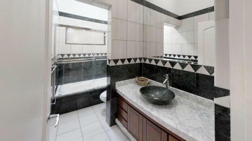 Villa Luxury Tambor Estate With Private Pool And Jacuzzi