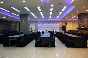 Samwon Plaza Hotel