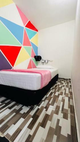 Hotel Kromatic Hostel