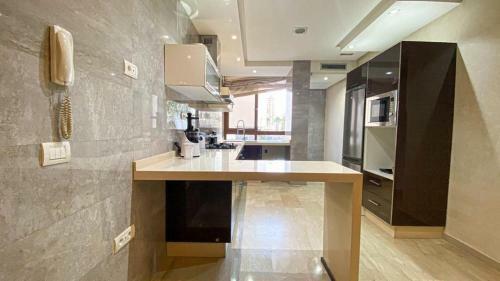 Iris Beach Luxurious Apartment