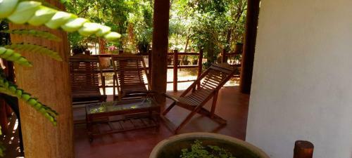 Hostal Batu's Safari Villa