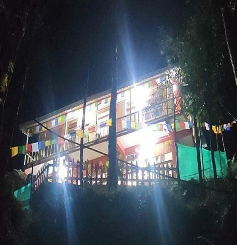 Adda Hut By Stayapart