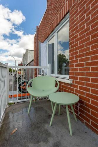 Apartamento Lovely Rental Unit With Balcony~ Autoroute 40