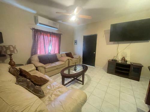 Casa 3 Rec�maras Y Dos Ba�os
