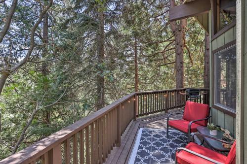 Lake Arrowhead Cabin With Mid-century Charm!