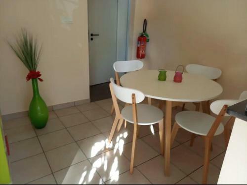 Apartamento Au Lit De L'ambl�ve
